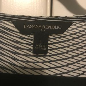 Banana Republic Graphic print shell